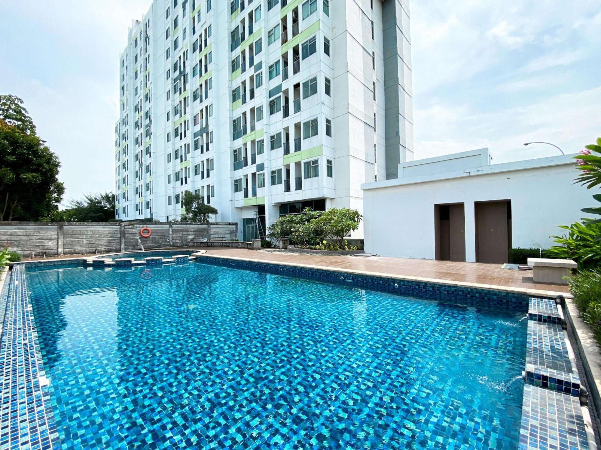 Enjoy Living Studio At Enviro Apartment By Travelio Cikarang Exterior photo